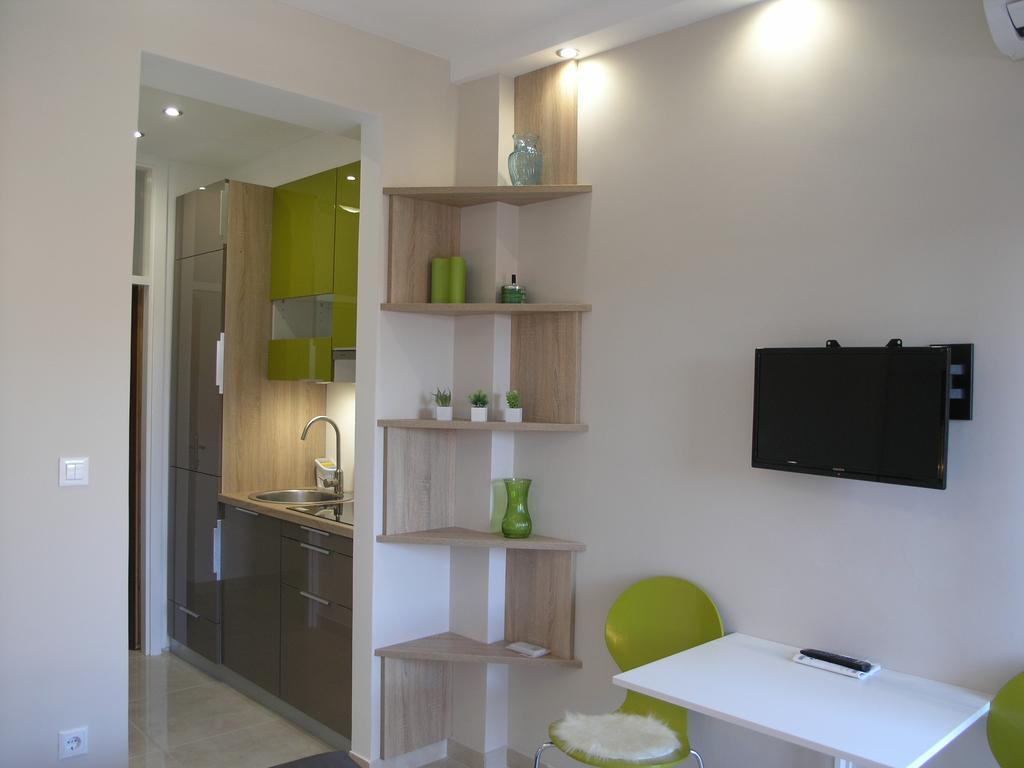 Apartments Dobrila Podgora Exterior foto