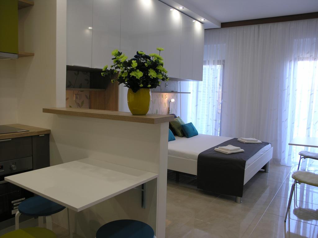 Apartments Dobrila Podgora Exterior foto